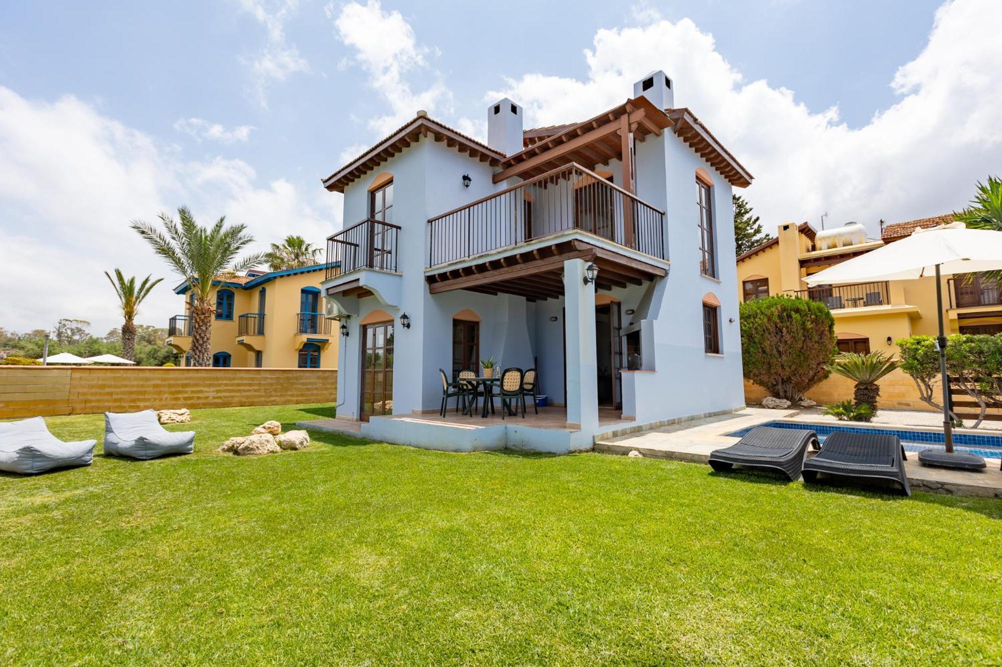 The Olympians Villas Polis Bagian luar foto