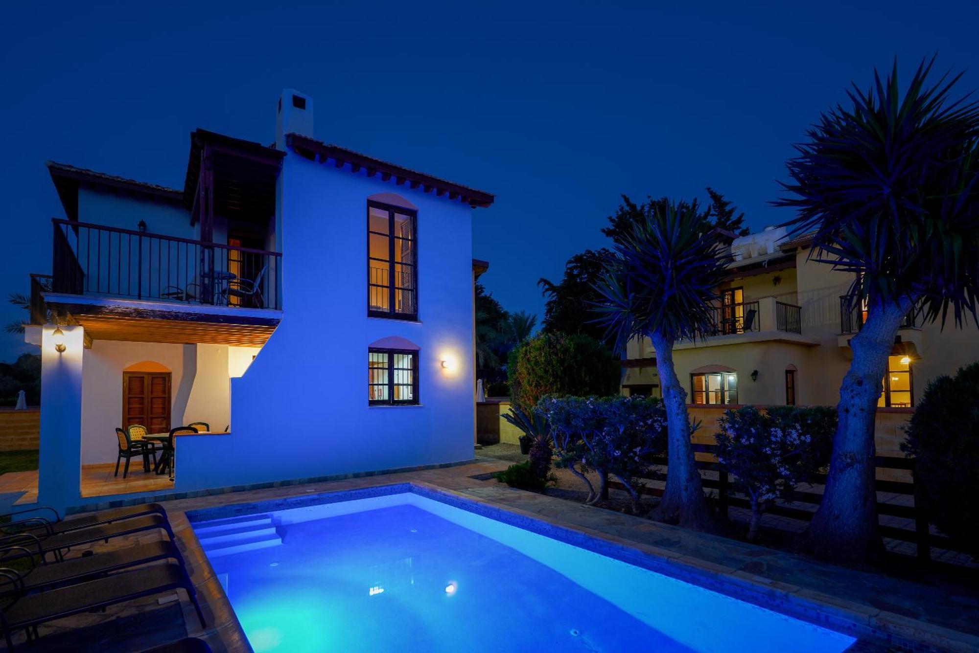 The Olympians Villas Polis Bagian luar foto